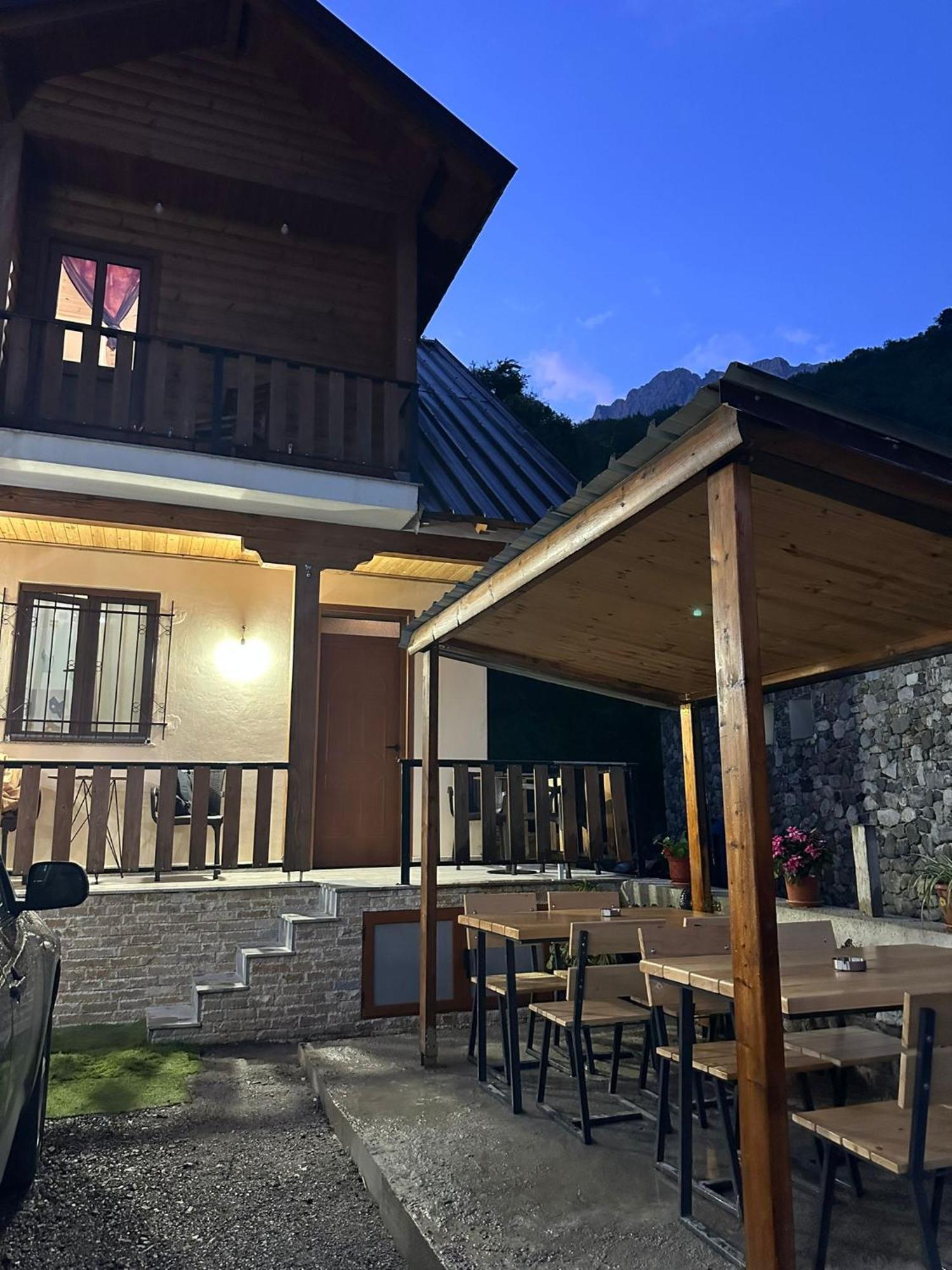 Guest House Shtepiza Theth Exterior photo
